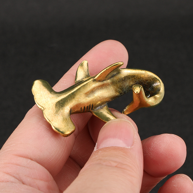Hammerhead Shark Brass Desk De - Retro Gaming Decor ulasan dan harga